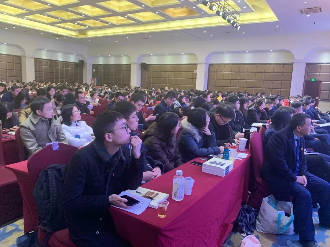 秦希燕律师简历,秦希燕律师的照片