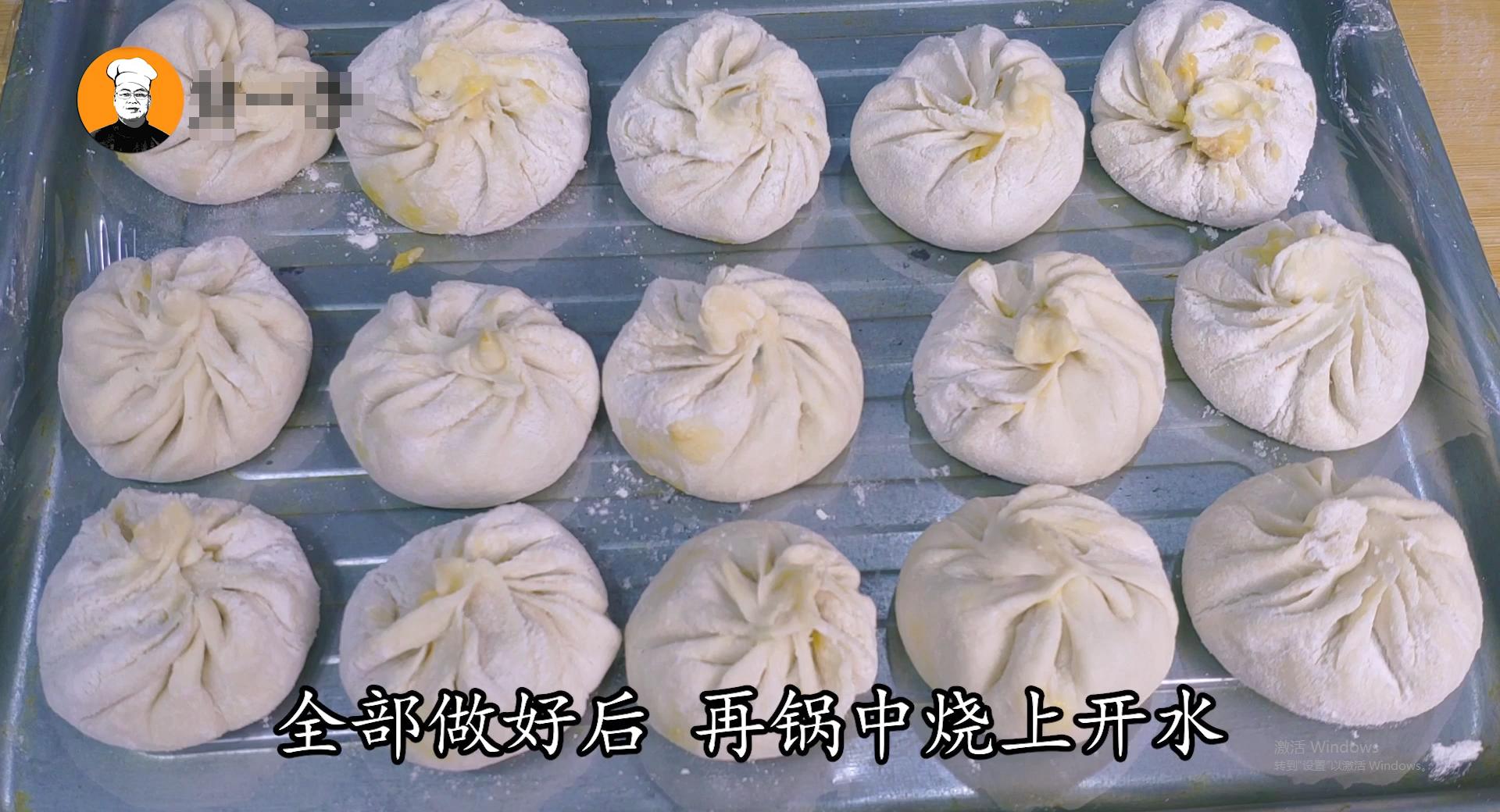 蟹黄包家常做法，皮薄馅大，鲜而不腻，附会爆汁的馅料配方