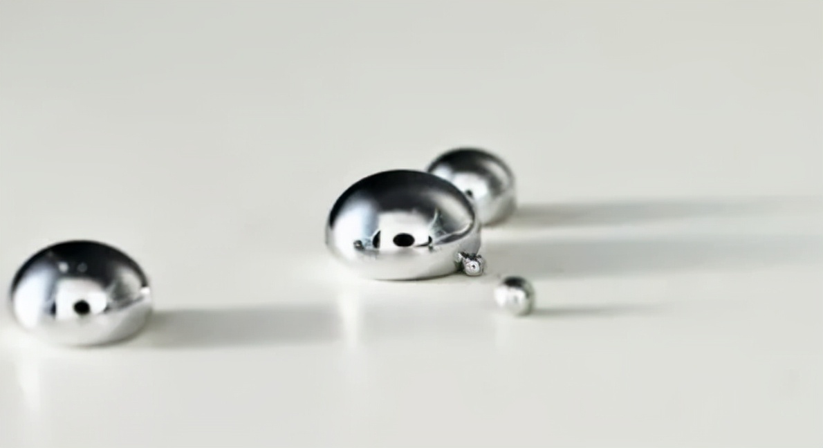 奇葩人类避孕史，*体下**塞鳄鱼粪便，贝壳做避孕套，戴黄鼠狼*丸睾**