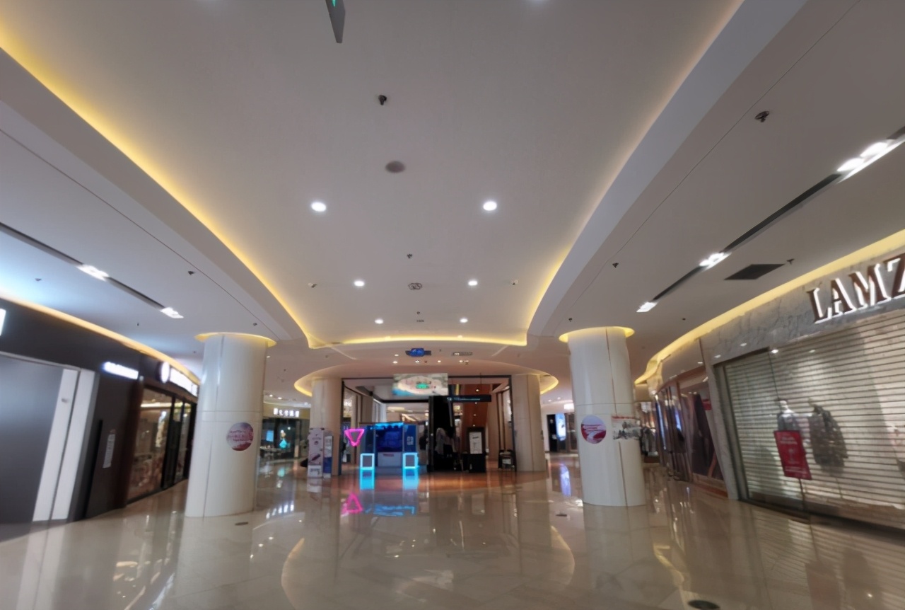 河北一商场走下坡路，被网购和直播带货“压垮”，人气低迷难生存