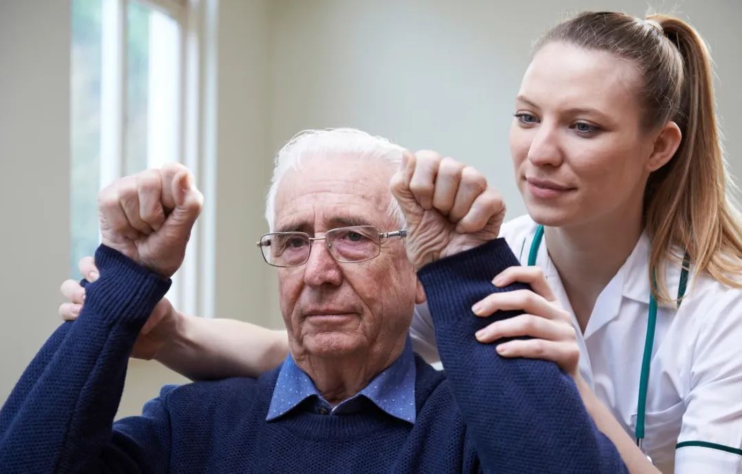 中风前的十二个危险信号,中风急救黄金3小时完整版