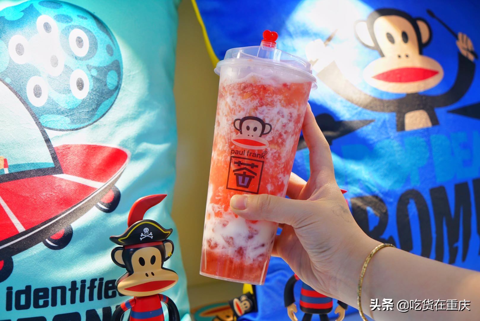 大嘴猴新品奶茶,潮流品牌大嘴猴