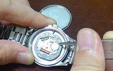 天梭手表更换电池教程,天梭手表个人怎么维修