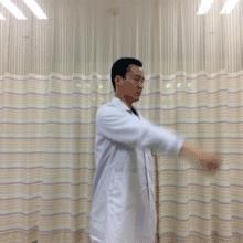 一边肩膀有肩周炎一边没有肩周炎,肩膀疼不知道是肩周炎还是腱鞘炎