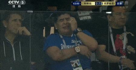 永别了阿根廷最大牌的球迷!因电子游戏而了解球王