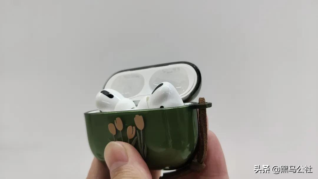 等等再买！苹果最新产品翻车了