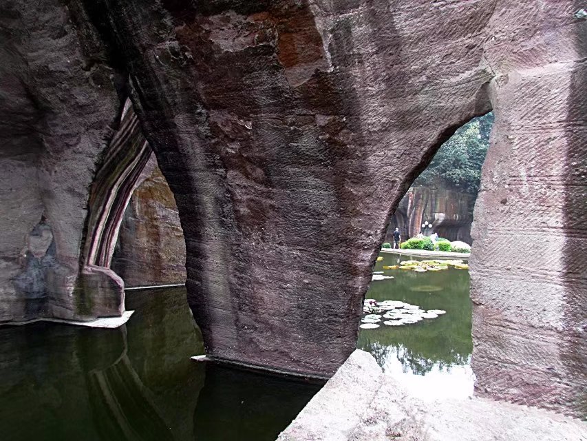 广州莲花山景点,岭南莲花山全景
