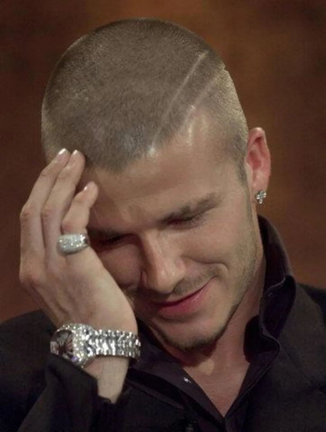 年轻时候的大卫贝克汉姆,45岁的贝克汉姆年轻照