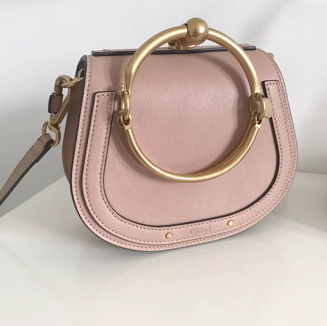 大幂幂同款包包小香风,听说包可以治百病所以买了个包