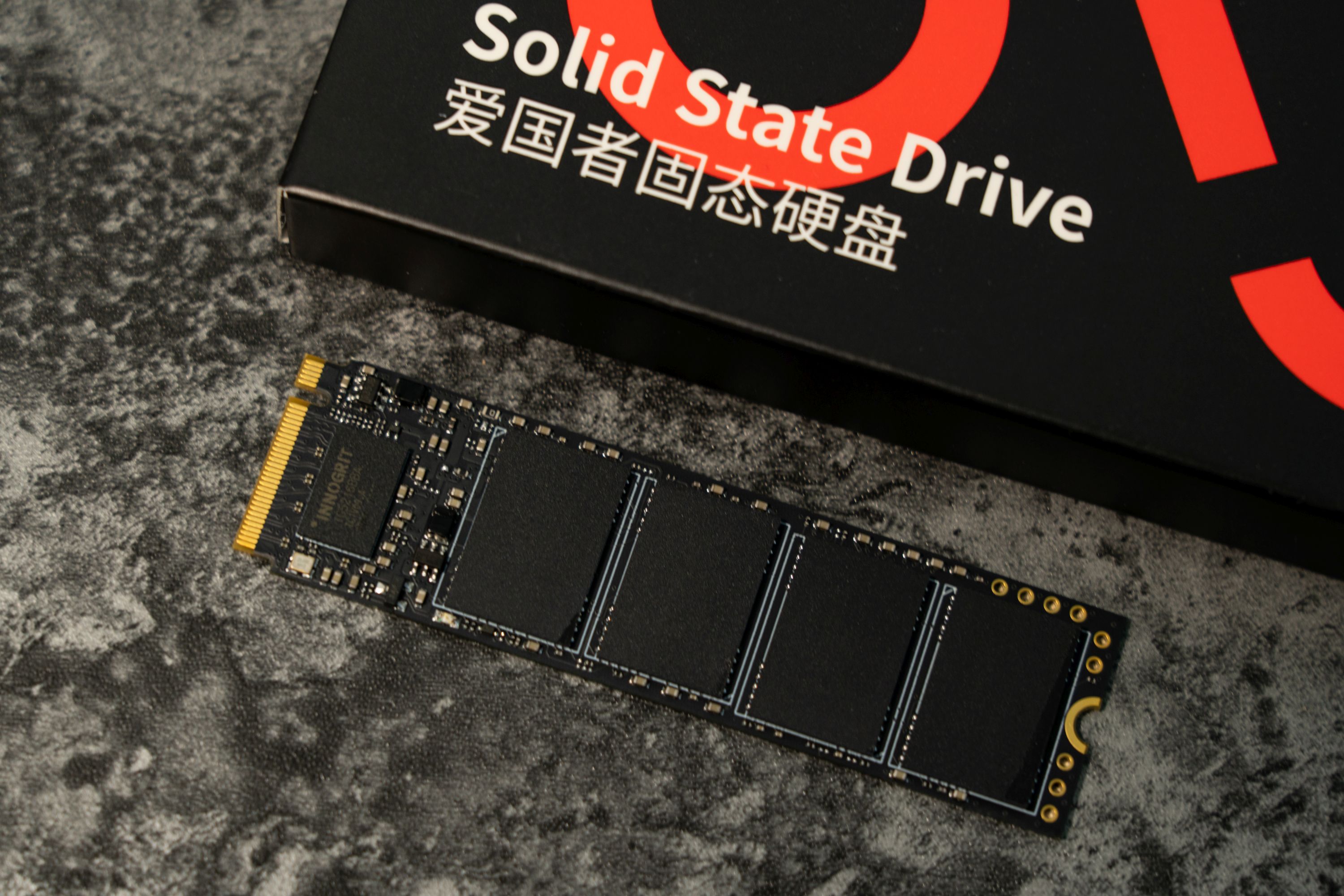 aigo固态硬盘p3000上手体验,aigop3000nvme固态硬盘使用评测