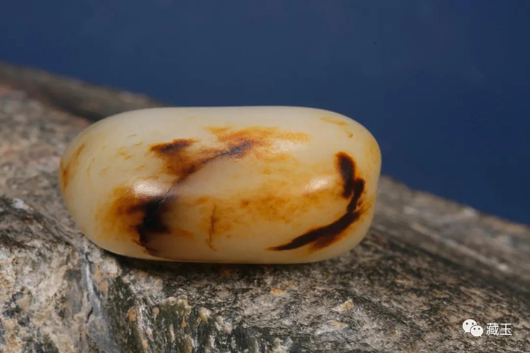 无裂不成玉,和田玉怎么才能看出有没有裂