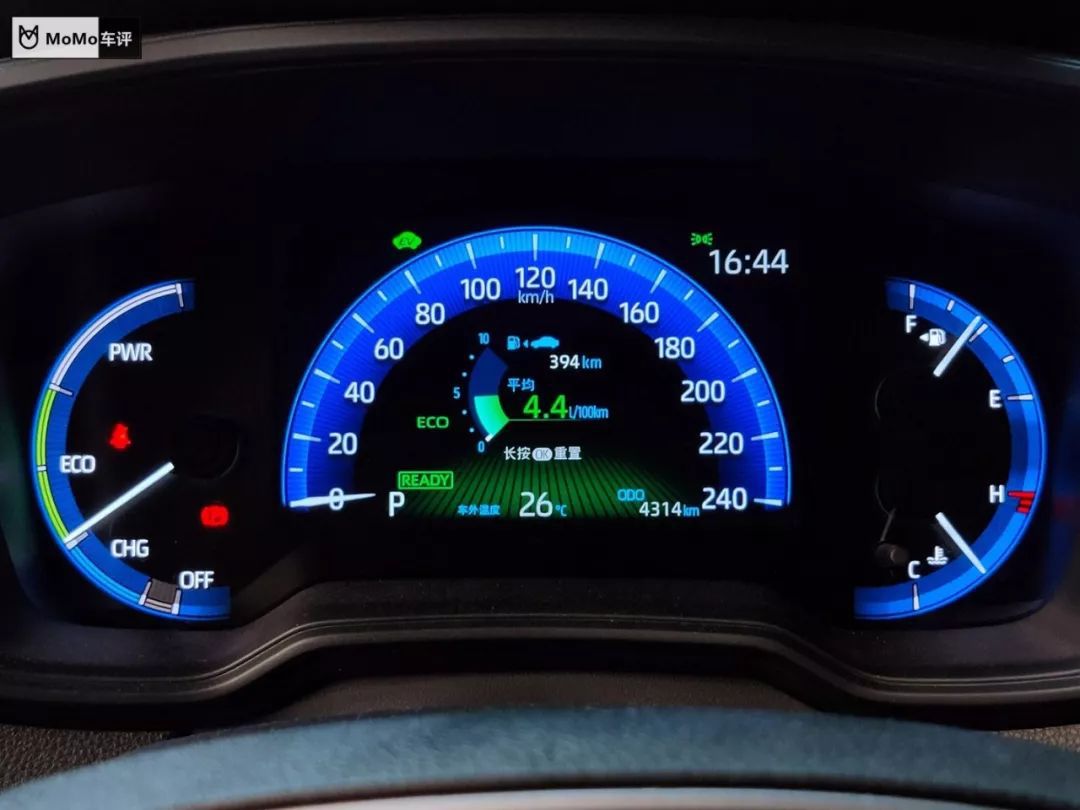 试驾全新广汽丰田雷凌双擎运动版,赛车手试驾评测广汽丰田雷凌双擎