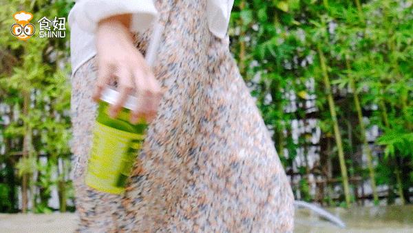 第一次用吸管嗦粉，挞柠「东南亚柠檬茶」好会玩