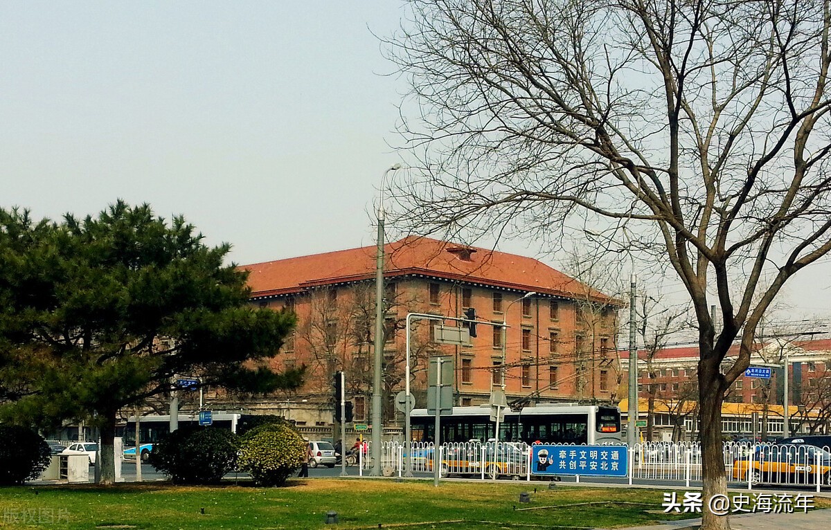 人民日报评十大专业,教育部最新推荐24个热门专业