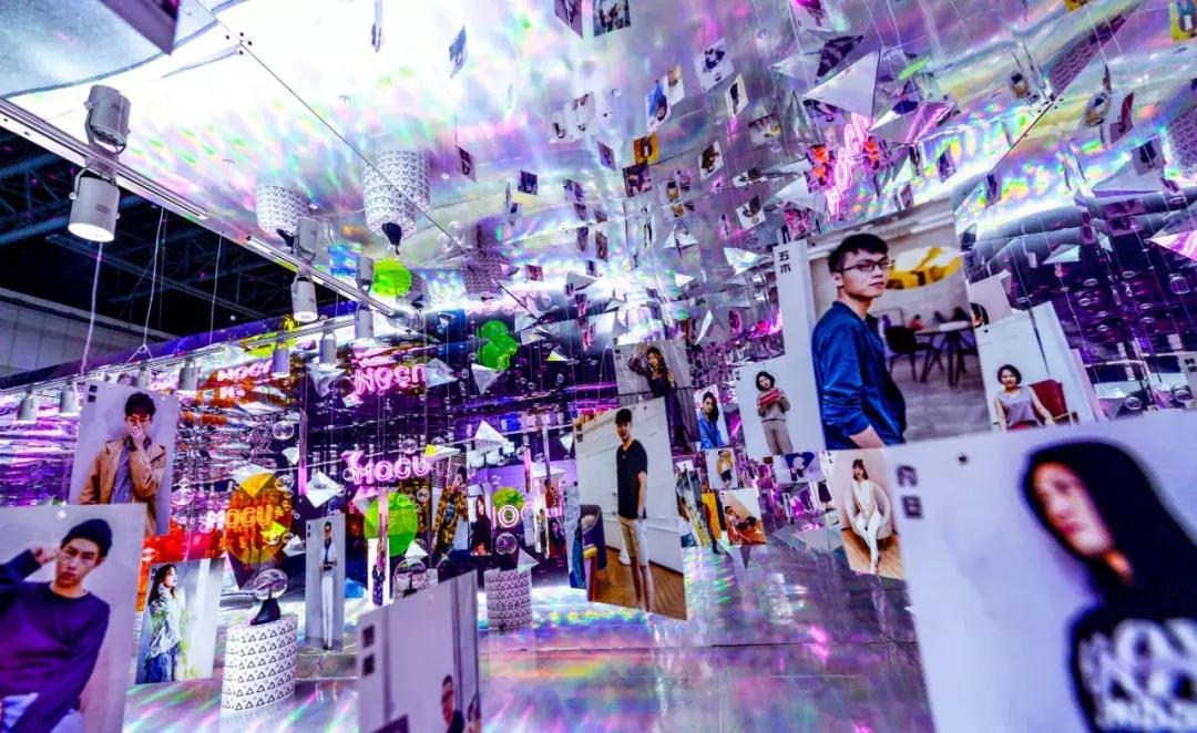 鐩存挱鐢靛晢鏉庝匠鐞﹀弻11 (鏉庝匠鐞︾О鐩存挱鐢靛晢琛屼笟姝ｅ湪娲楃墝)