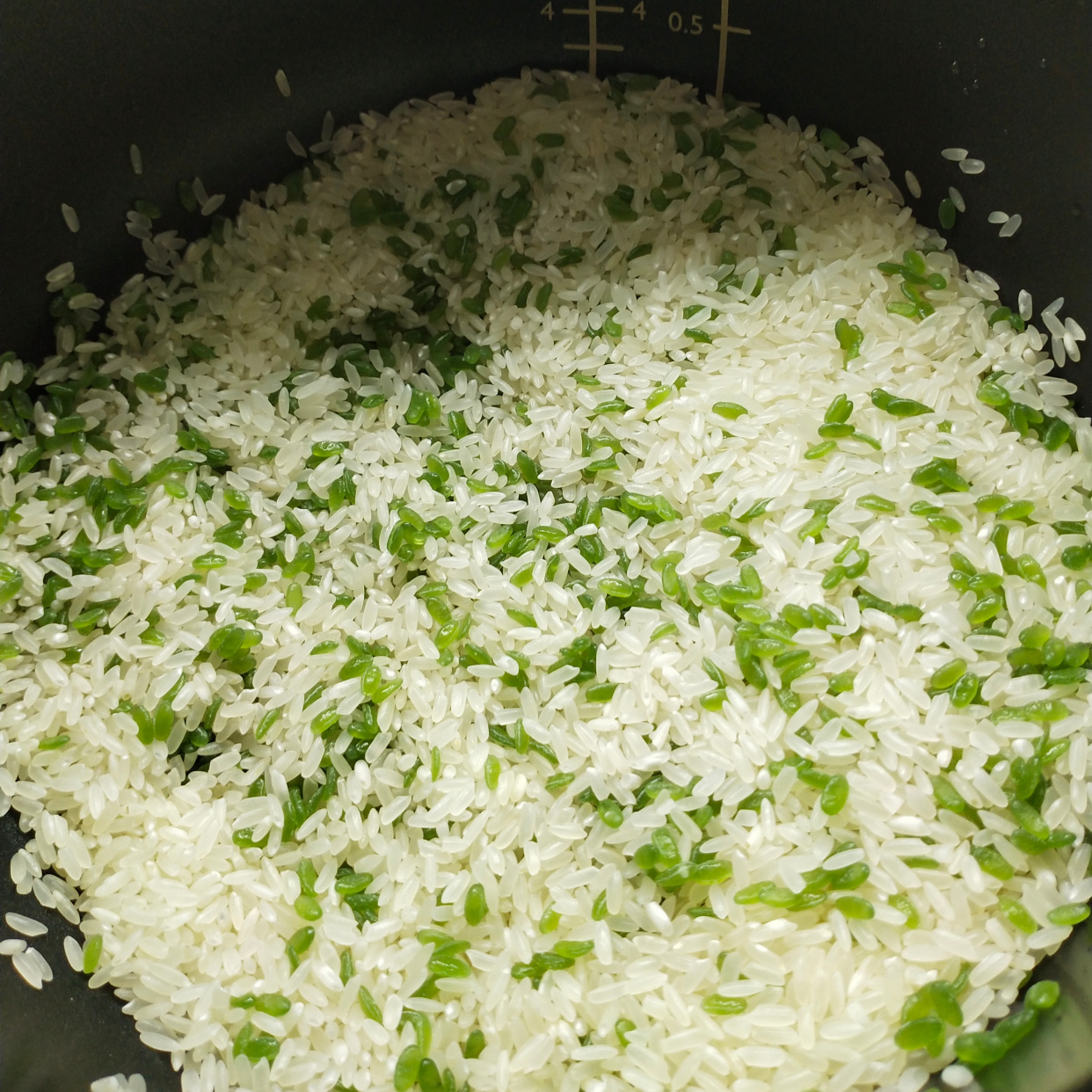 超市的绿色米是什么,超市里卖的绿色的米是什么