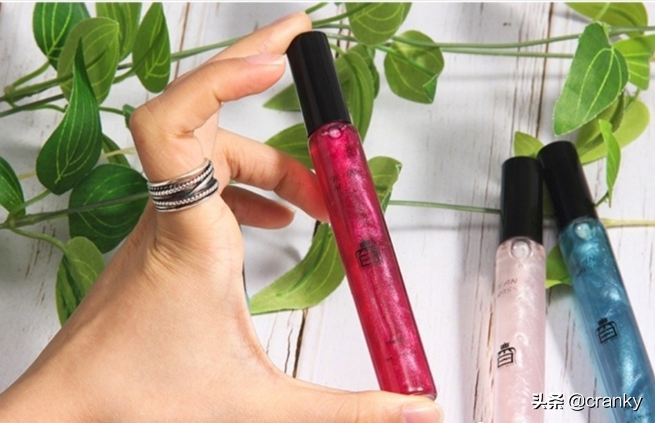 喂!不是吧!你还不进来看看啊?