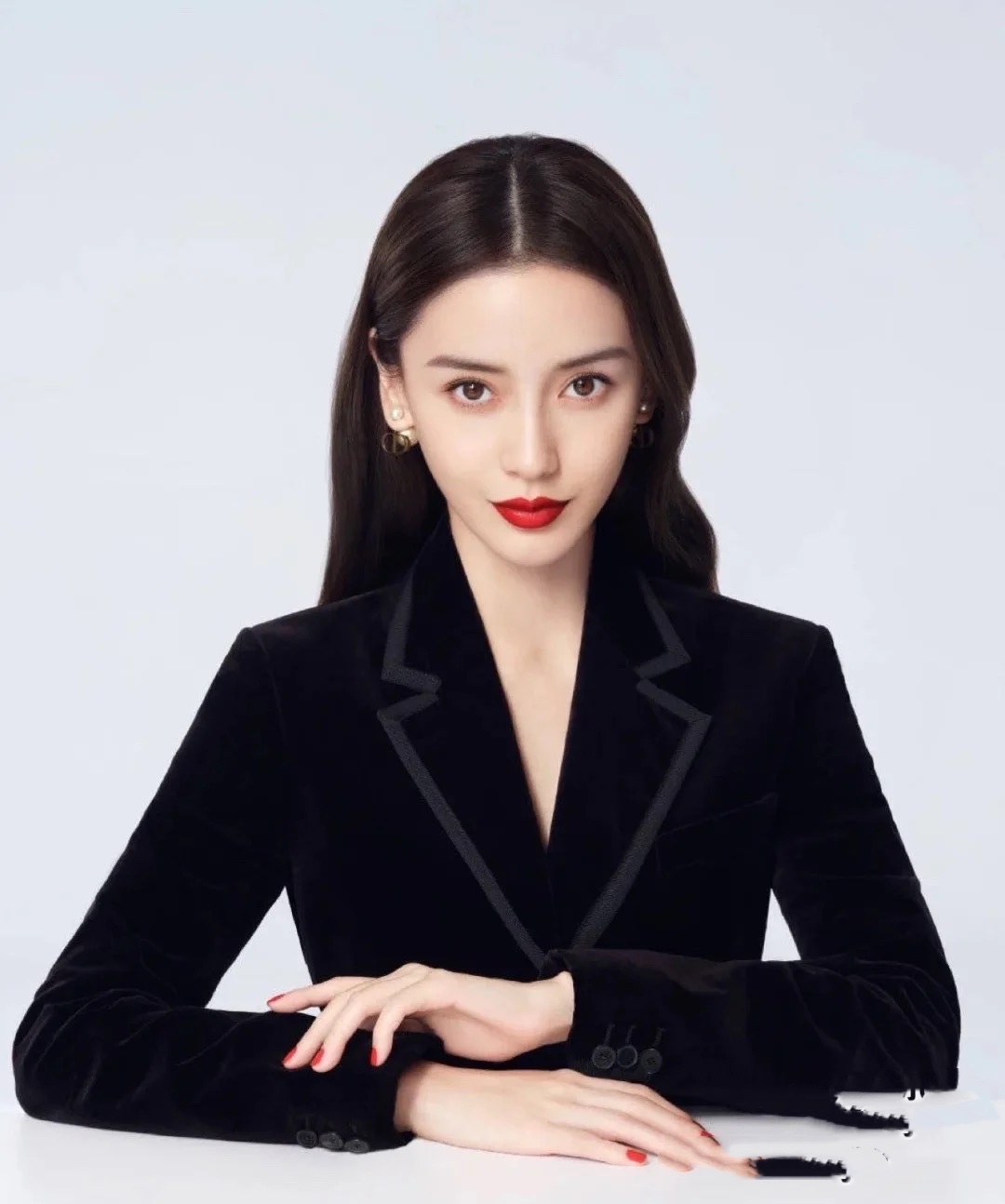 迪奥999丝绒和哑光怎么选择,迪奥999丝绒和哑光的区别