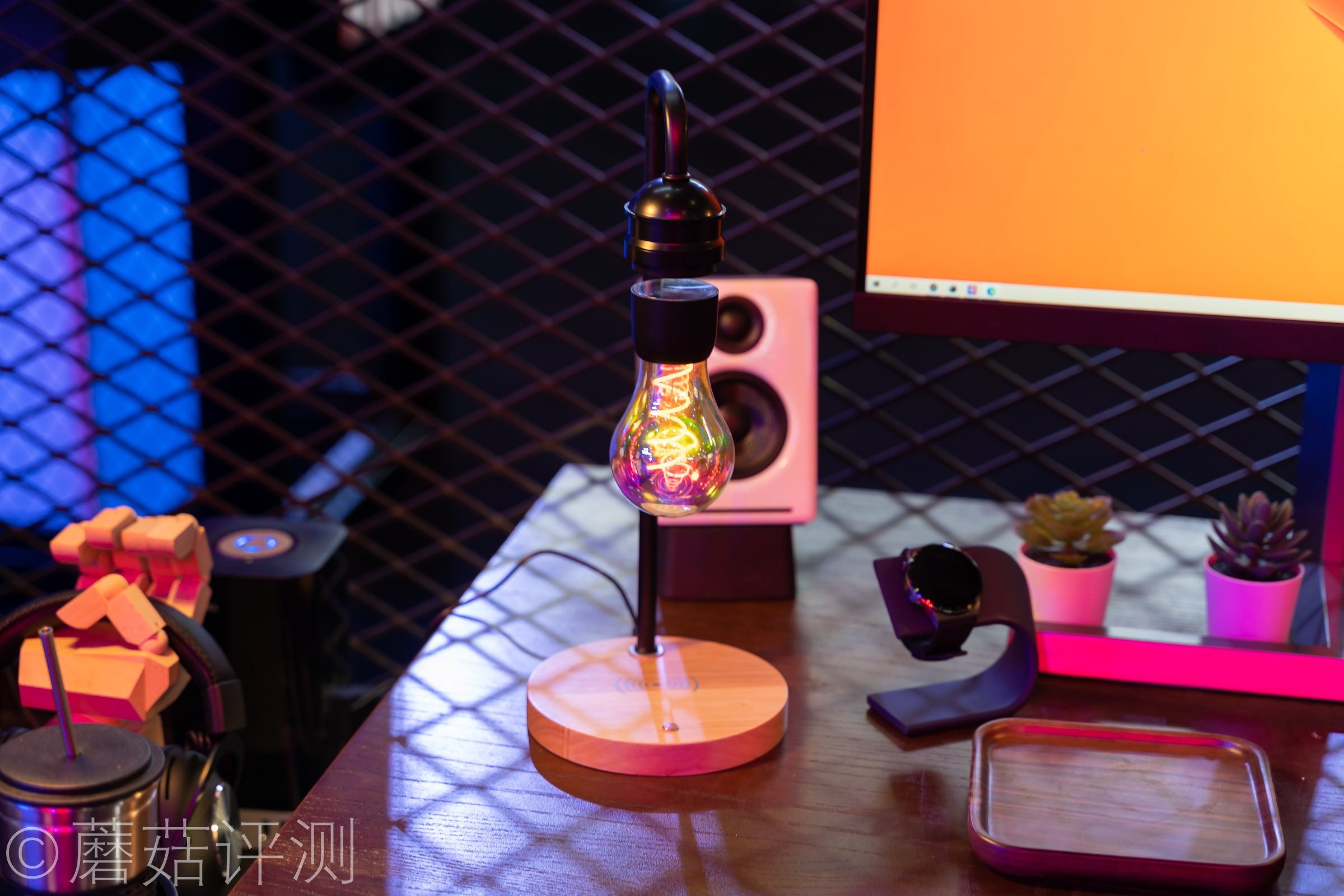 又有啥好玩的？蘑菇带你逛ChinaJoy2021，硬件、车和漂亮的小姐姐