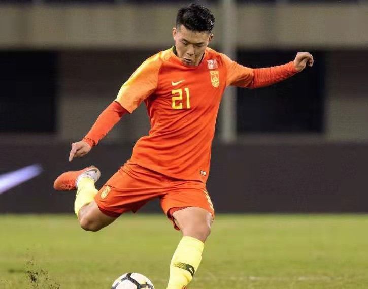 青年近卫军！中国足球的克莱枫丹，盘点绿城青训走出的最佳阵容