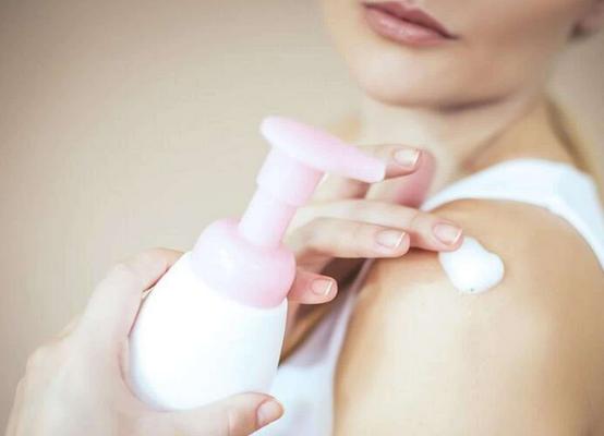 想做健康的女性该怎样做,做个皮肤水嫩精致的女人