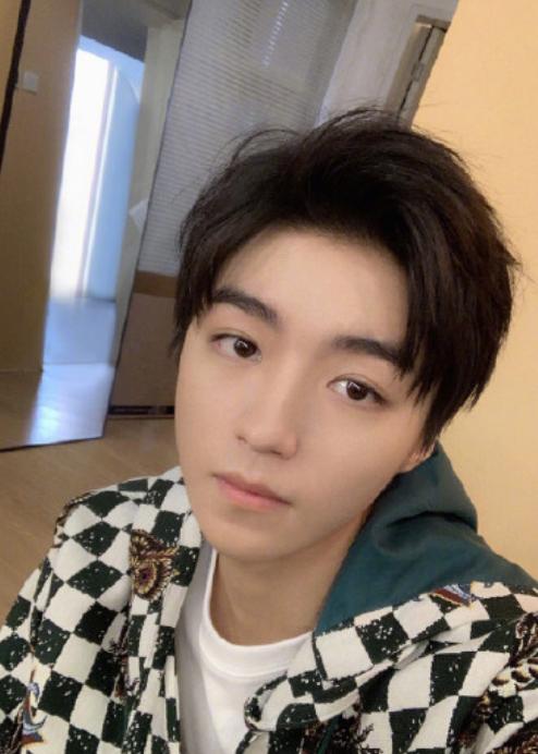 王俊凯三小只演唱会,三小只五周年演唱会王俊凯solo