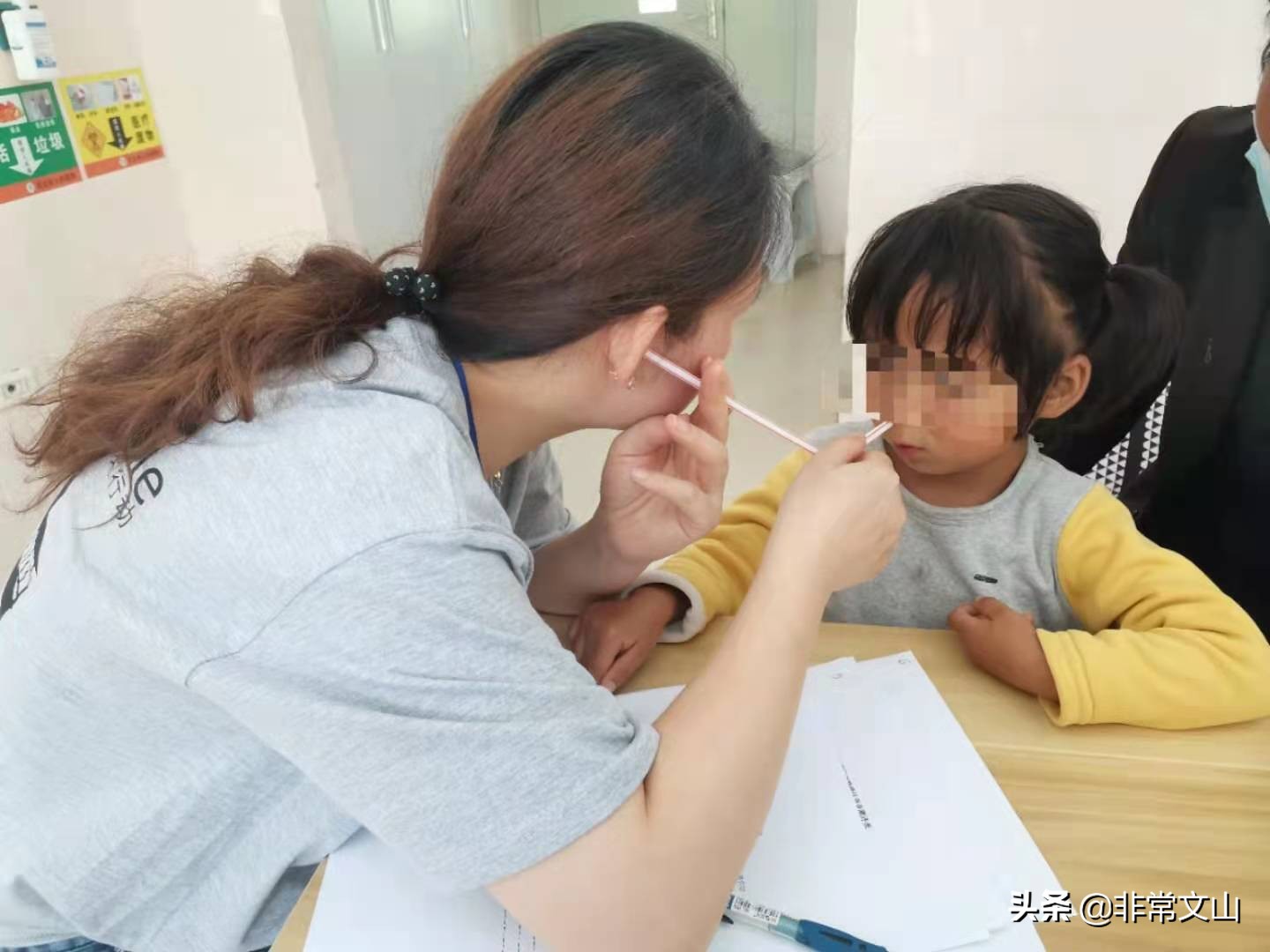 唇腭裂口齿不清言语怎么教,唇腭裂免费手术怎么申请