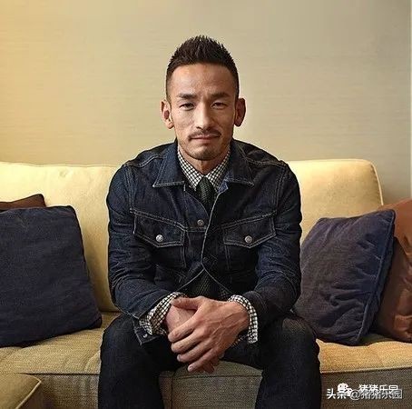 亲妈请原地爆炸！杏的生母“爆料”她陪睡日本国脚中田英寿