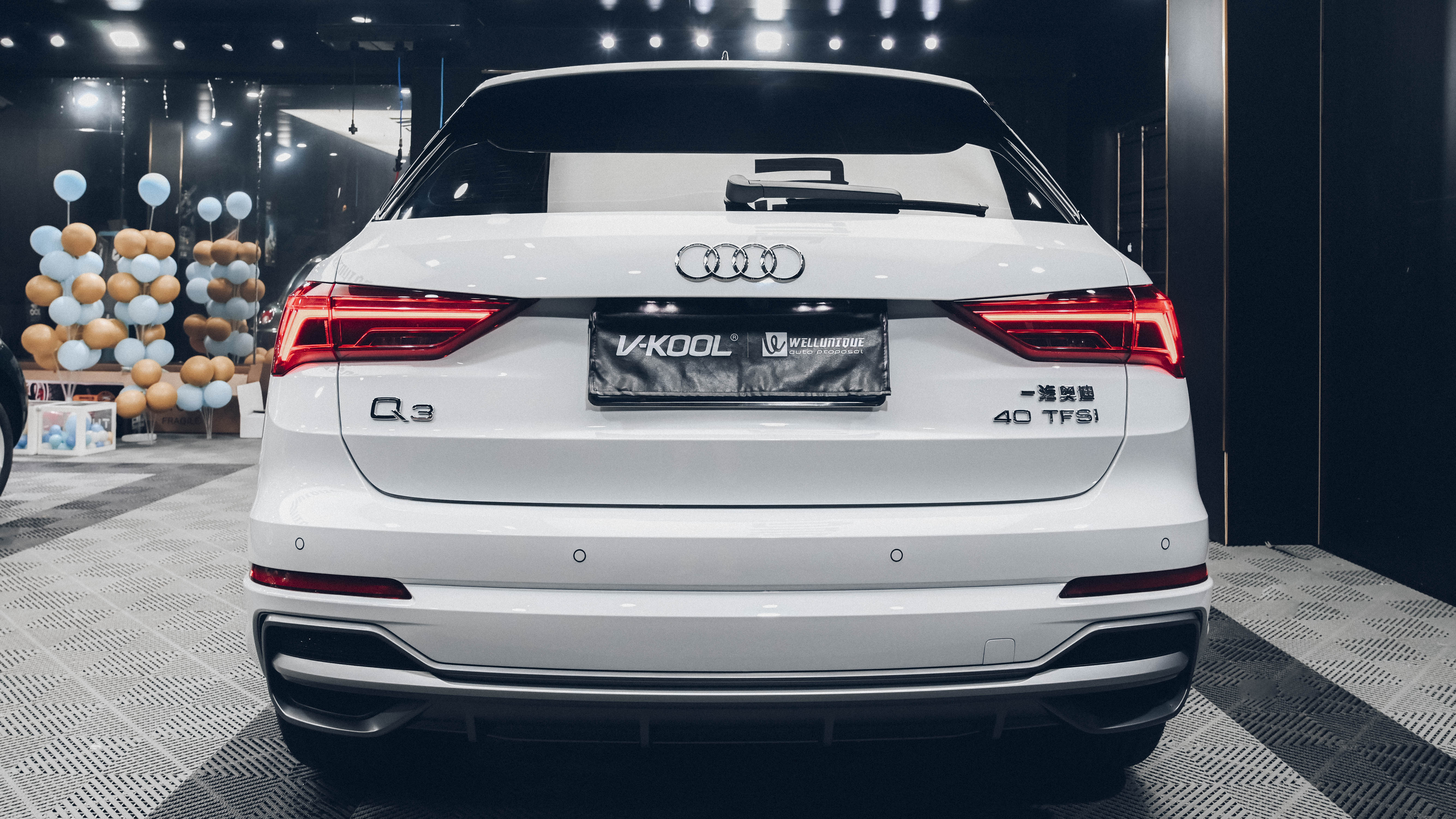 奥迪q3隐形车衣价格2014年,奥迪q3贴xpel隐形车衣多少钱