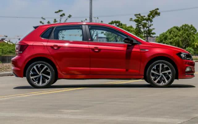 大众polo新款最低配价格,新款大众polo何时降价