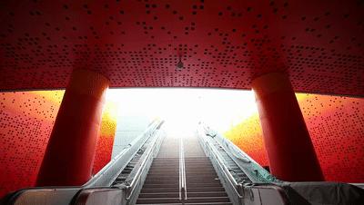 武汉这个直径200米的“圆形体”火了!还居亚洲之首...