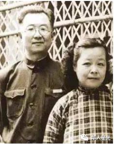 捐万贯家财却住10平小屋的“国宝”，他和“姐姐”的爱情太惊艳