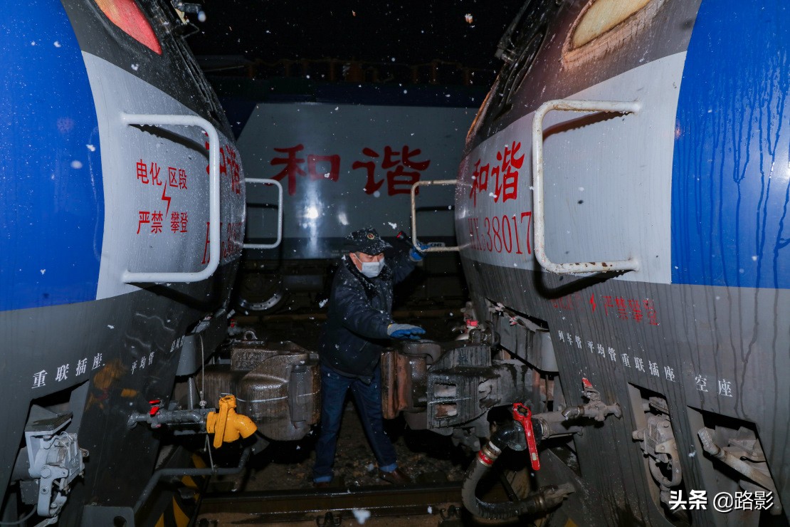 物流畅通助力复工复产,复产复工人流物流畅通方案