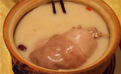 海鲜去除腥味的小技巧,猪皮去除腥味的技巧方法