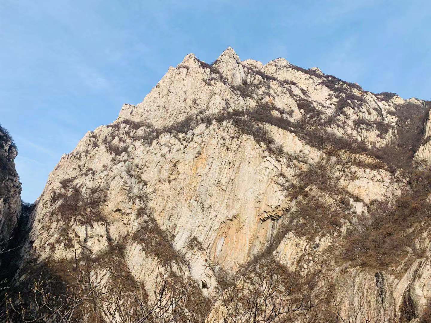 郑州少林寺一天纯玩旅游团,郑州驴友张三疯龙门大峡谷