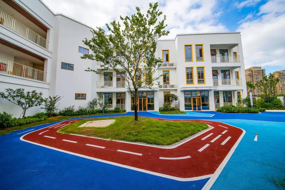 绿城实验学校,开学了学校