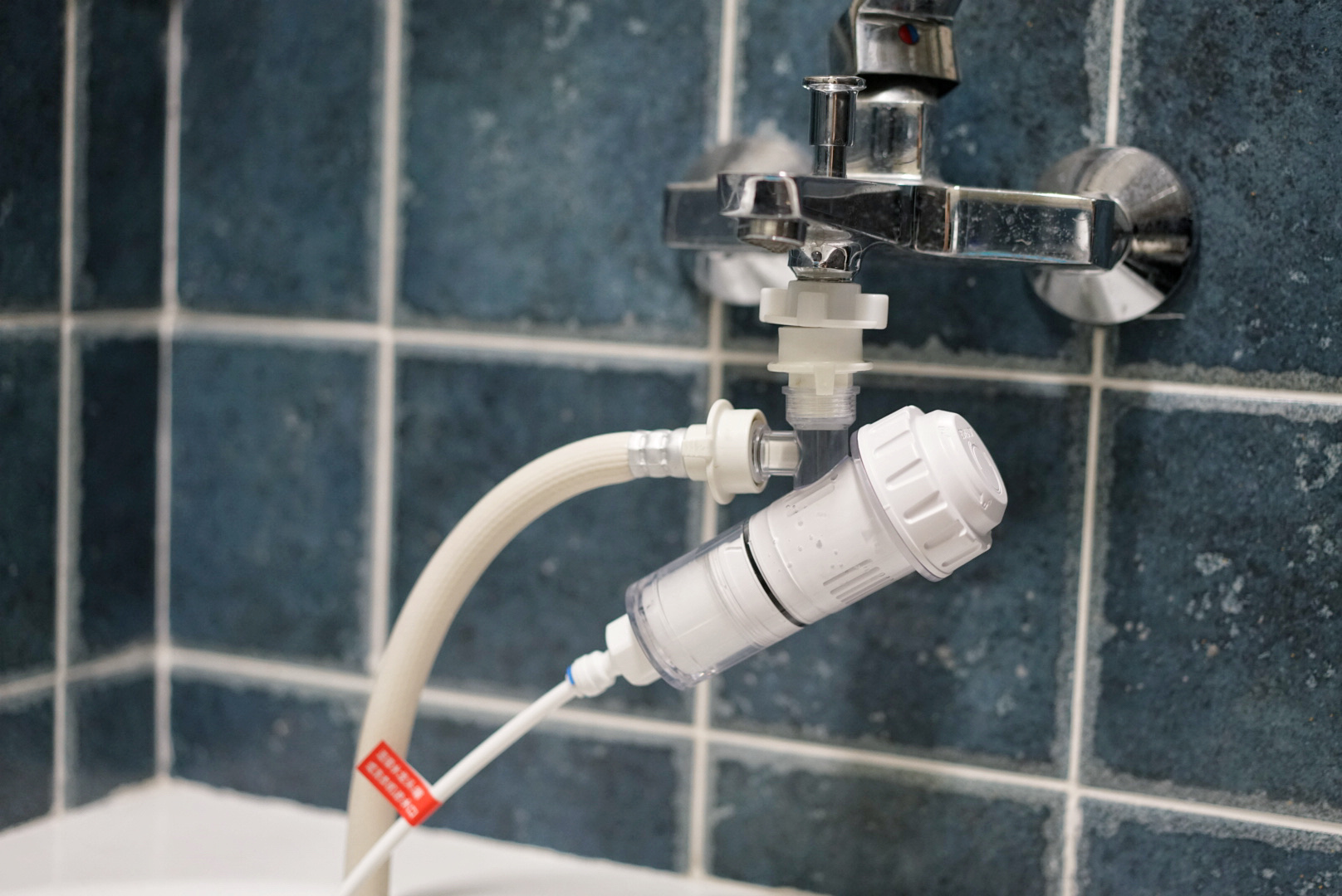 一人一桶，仿手搓洗—觉飞内衣裤洗衣机到底是不是智商税？