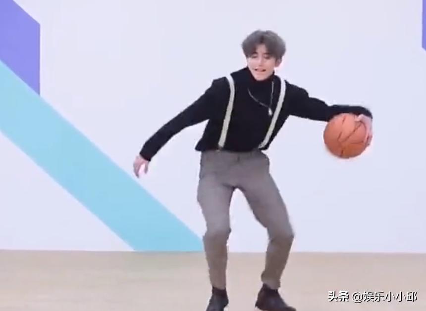 蔡徐坤是怎么“洗白”的？从当初的全网黑，到现在7亿网友被圈粉