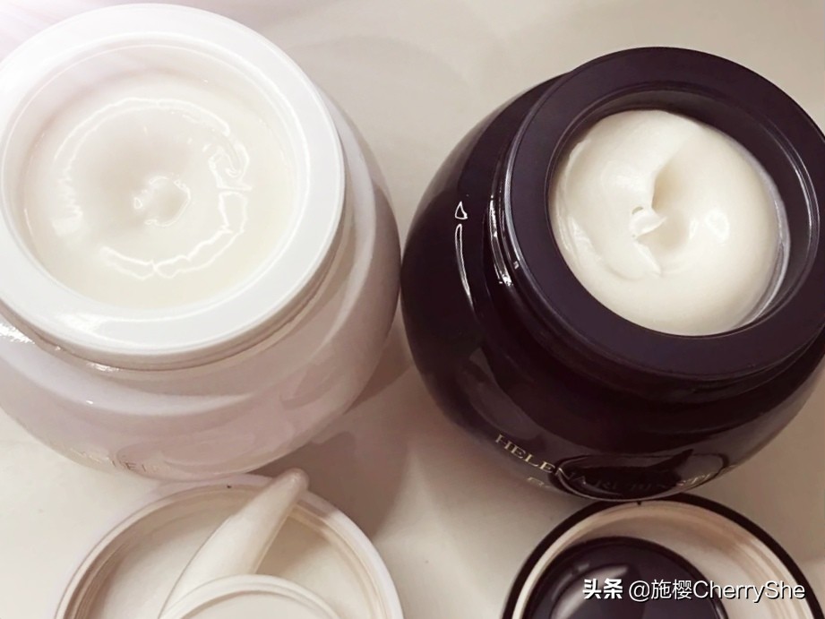 HR赫莲娜的黑绷带和白绷带有什么区别？哪个更值得买？