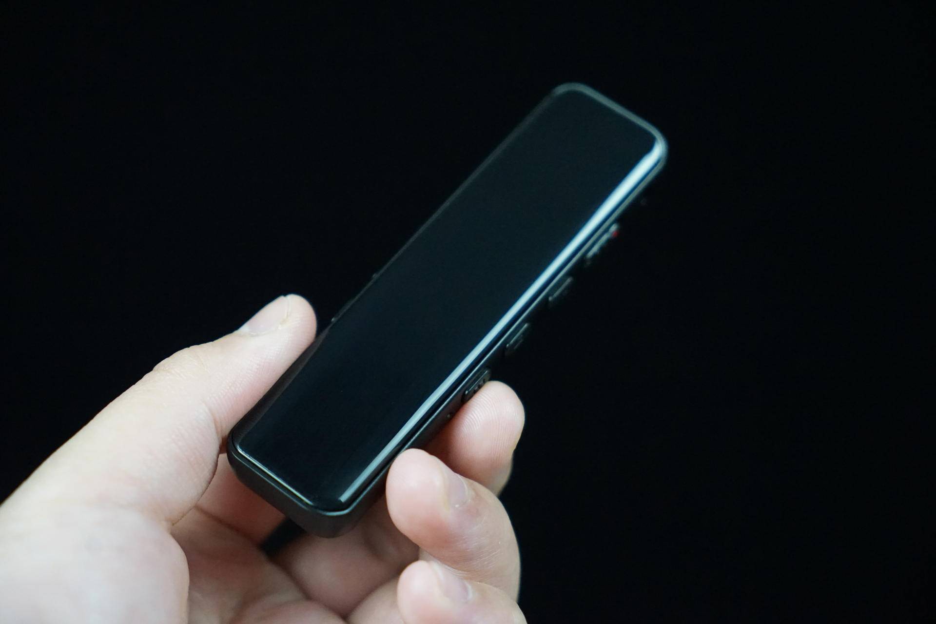 新科录音笔上手！大内存+高清降噪+音频转文字，没事还能听听歌！