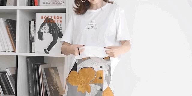 t恤下摆打结方法步骤抖音慢动作,教你一招t恤正确穿法