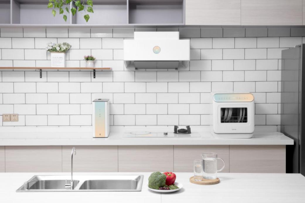 小户型也想要拥有满分厨房？华凌速度玩家烟灶可以安排上了