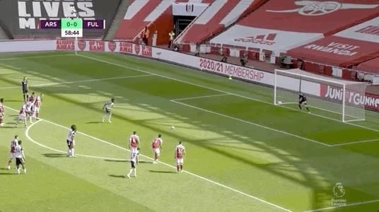 阿森纳0-2利物浦裁判,阿森纳0比0纽卡斯尔联裁判