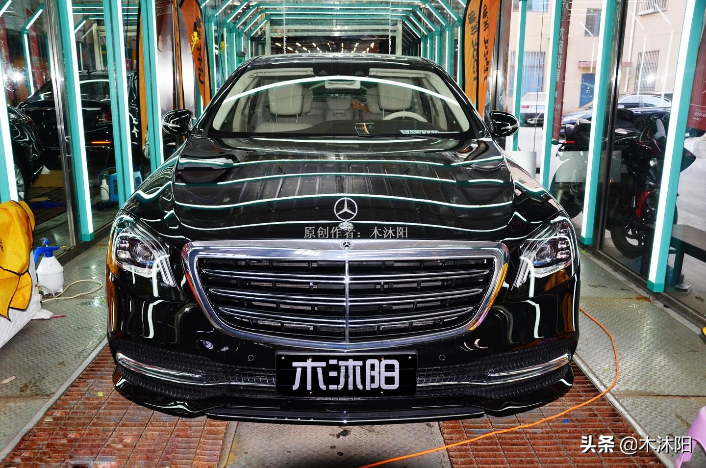 免费保养汽车贴膜,汽车打蜡封釉镀晶镀膜哪个好