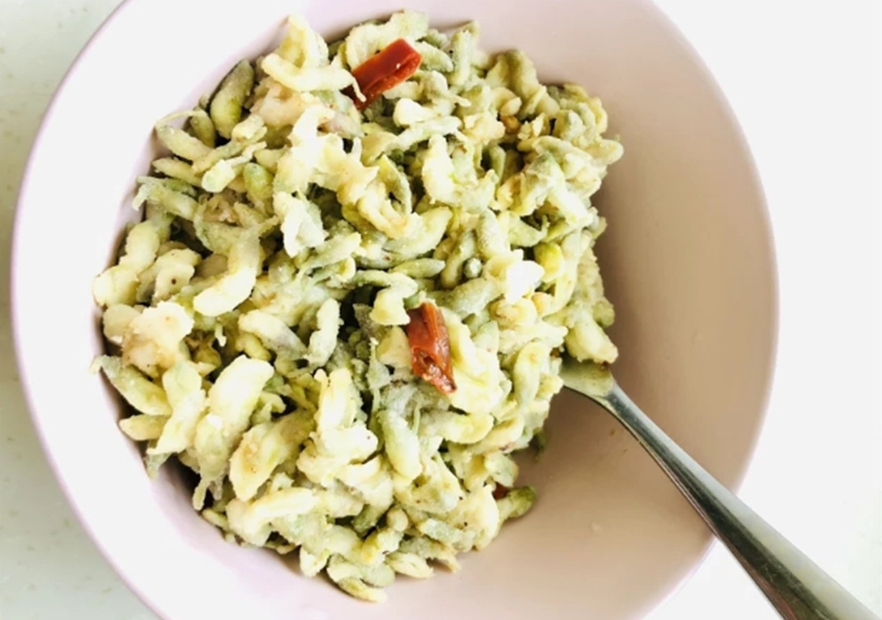 五月槐花香有什么吃法,冷冻洋槐花怎么吃最好吃呢