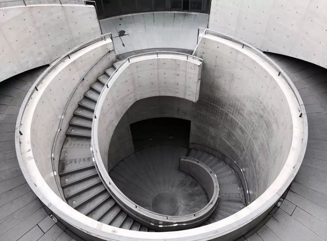 看惯了千篇一律,看惯了千篇一律的风景