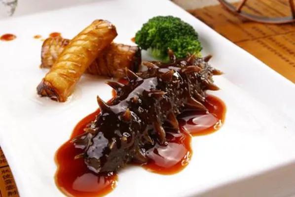 二十年的大厨教你葱烧海参,做葱烧海参原来这么简单