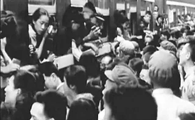 重庆29岁小伙娶53岁老妻,19岁女知青下乡嫁给农村小伙子