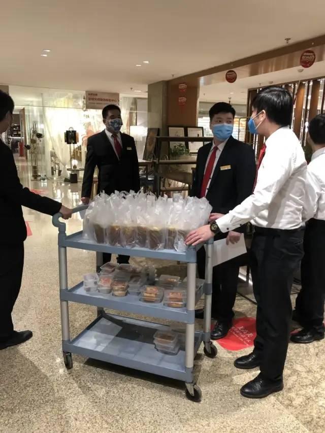 万菱广场复市!120万种商品工厂成本价,国际淘宝圣地回来了!