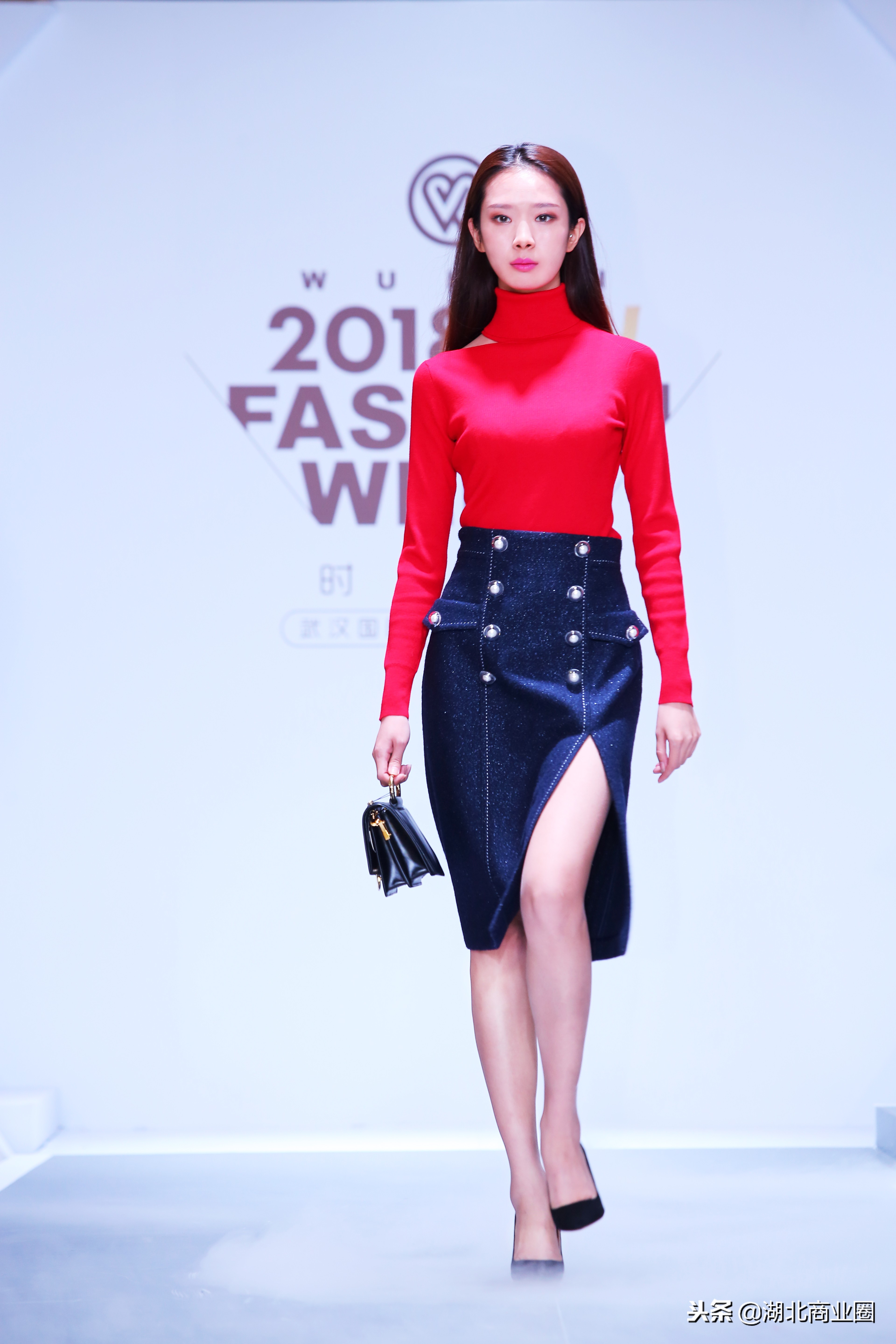 2015武汉国际时装周完美收官,武汉时装周闭幕传统服饰